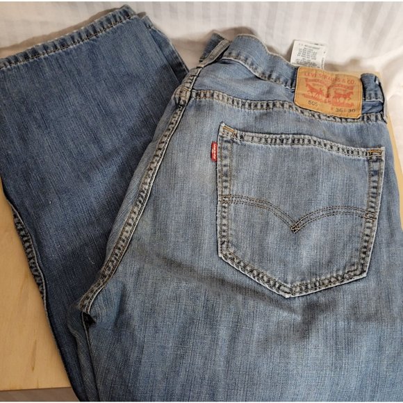 Levis 505 Mens Size 36 x 30 See Measurements Med Wash 2012 - Picture 1 of 8